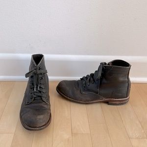 MEN'S WOLVERINE ROUGH OUT - 1000 MILE PLAIN-TOE ORIGINAL BOOT
